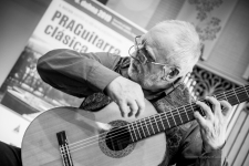 �t�p�n Rak a Petr Saidl: Rostou n�m kytarov� nad�je - Klasikaplus.cz, Veronika Paroulkov� 