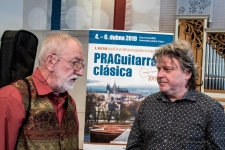 �t�p�n Rak a Petr Saidl: Rostou n�m kytarov� nad�je - Klasikaplus.cz, Veronika Paroulkov� 